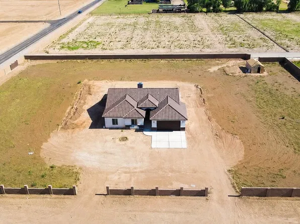 2131 W Meredith Ln, Somerton, AZ 85350