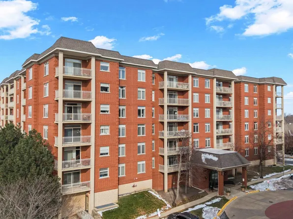 8400 Callie Ave Unit 314, Morton Grove, IL 60053