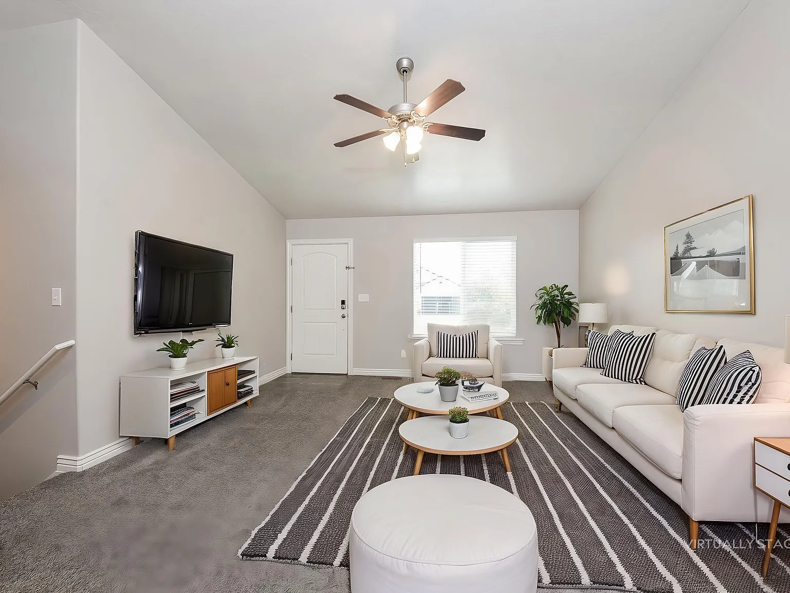 5 bed, 3.0 bath, 2413 sqft, $2,585 — Photo 3