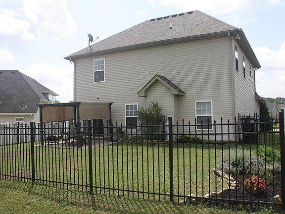 3rd image of 433 Ossabaw Dr