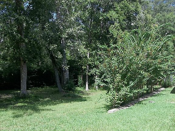 Vacant lot on one side