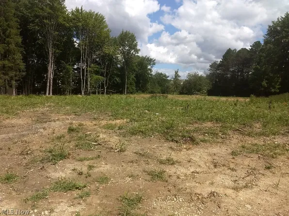 19982 Westwood Dr, Strongsville, OH 44149