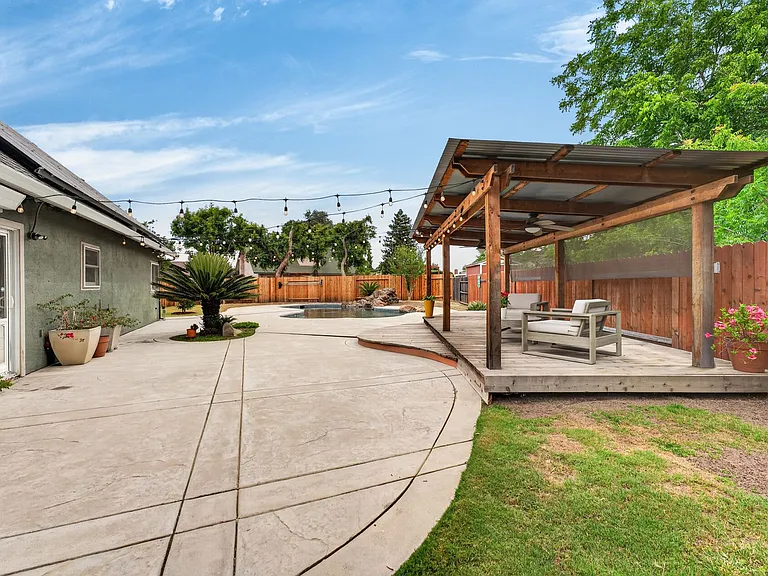 420 Colusa Pl — Photo 48