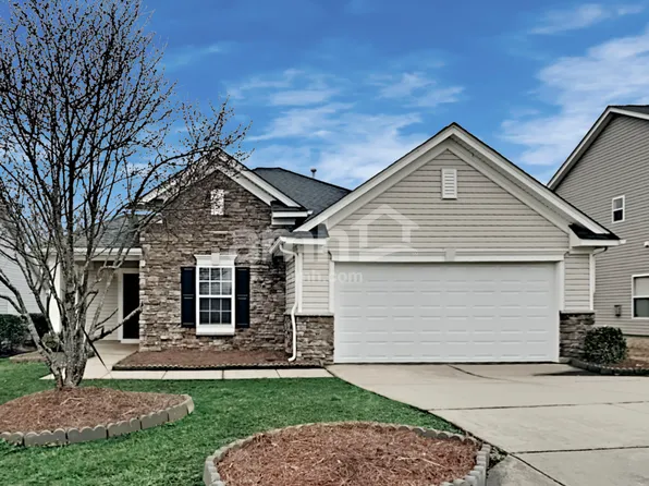 709 Averasboro Dr, Clayton, NC 27520