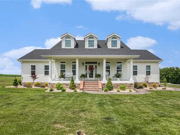 4709 SW Thornton Rd, Clarksdale, MO 64430