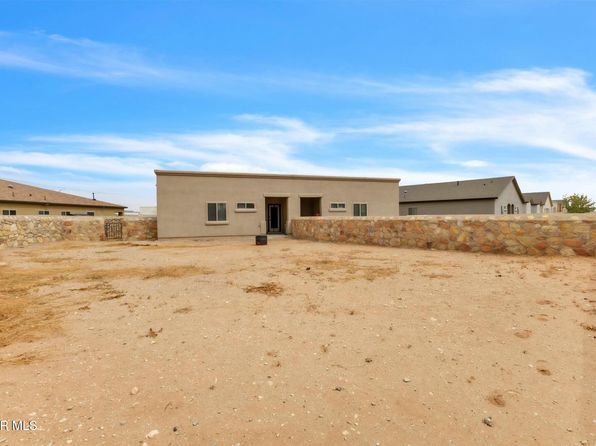 3477 Dana Grey Dr, El Paso, TX 79938