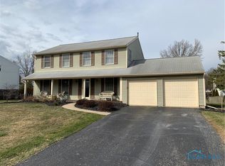 10332 S Bramblewood Rd, Perrysburg, OH 43551
