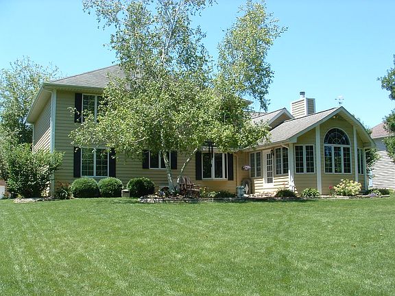 2nd image of 6120 N Oak Leaf Ct
