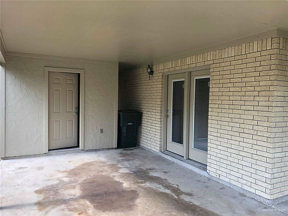 4th image of 1714 Farley St