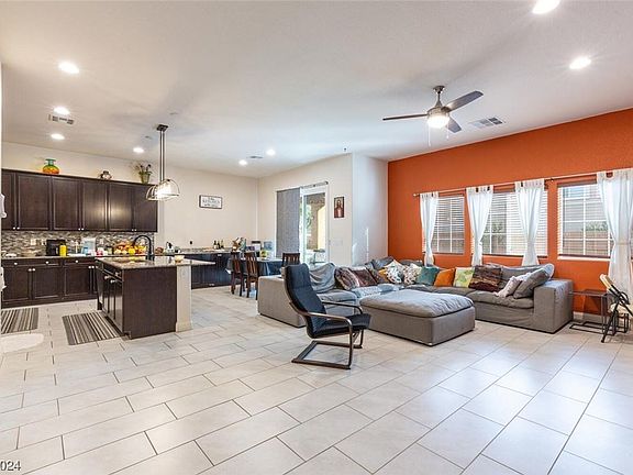 4th image of 133 W La Madre Way