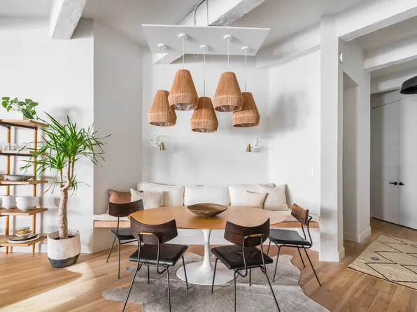 321 West 13th Street image 1 of 8