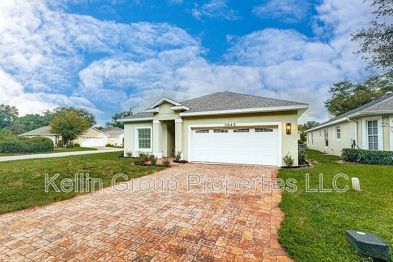 3845 Osprey Pointe Cir