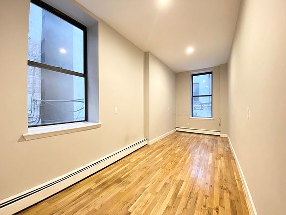 5th image of 302 W 112th St #1