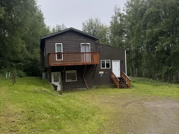 1360 Gull Rd, Fairbanks, AK 99712