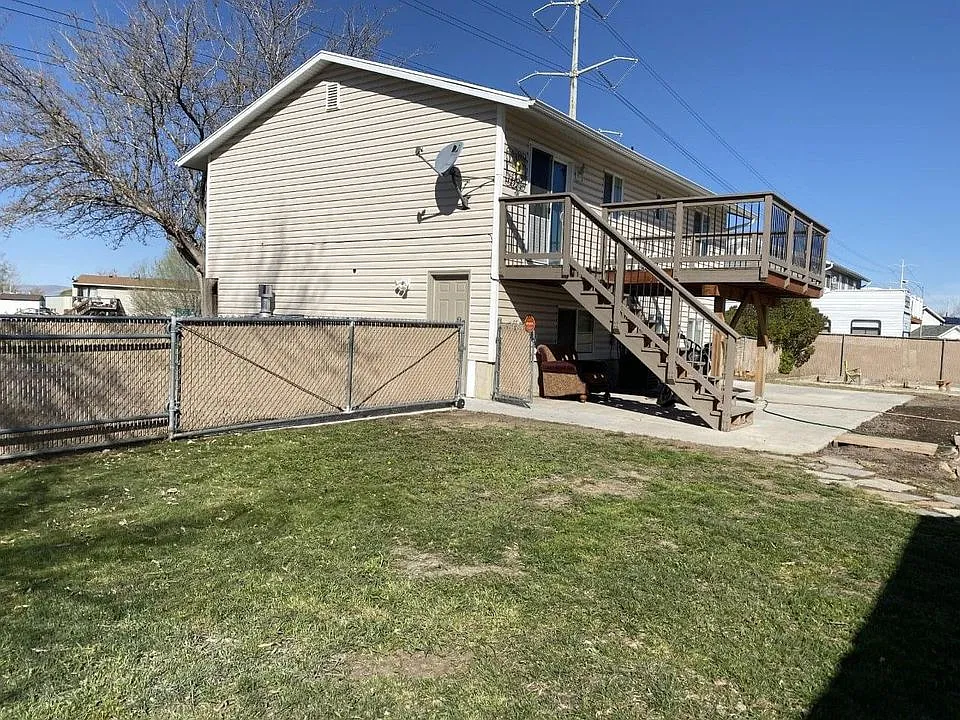 1 bed, 1200 sqft, $655 — Photo 2