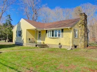 32 Wyassup Rd, North Stonington, CT 06359