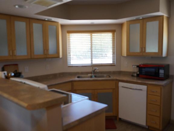 3rd image of 685 N Main St Unit C
