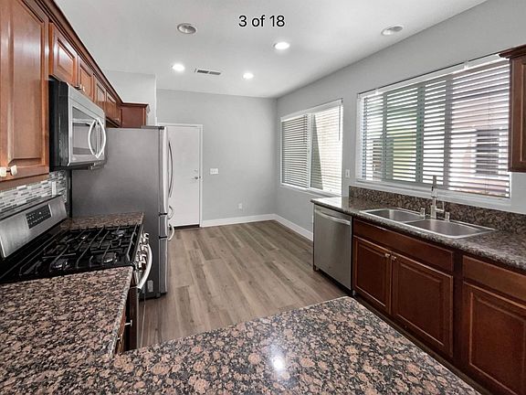 3rd image of 10940 Ivy Hill Dr