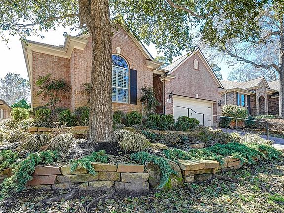 2nd image of 217 Creekwood E