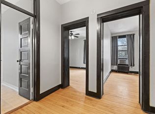 Essex Apartments, Indianapolis, IN 46201