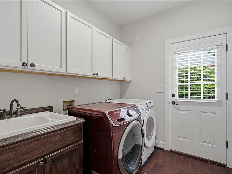 730 Rose Creek Cir — Photo 20