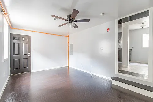 507-09 W Girard Ave #3R Photo 1