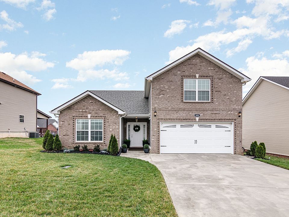 1st image of 606 Battery Ct NE