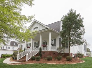 4512 Cheshire Downs Ct, Raleigh, NC 27603