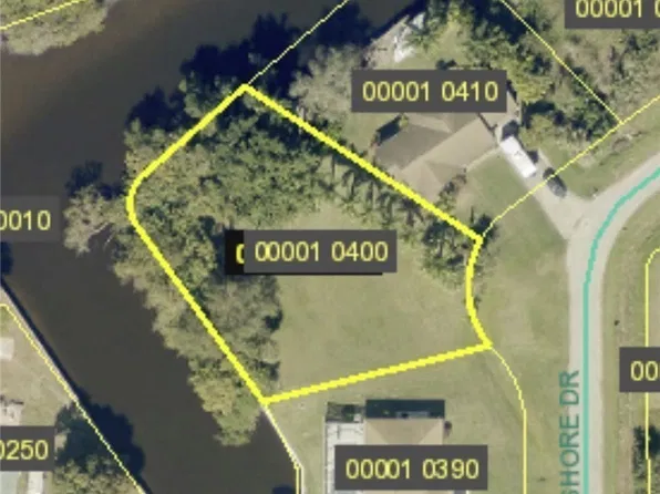 301 Shore Dr, Fort Myers, FL 33905
