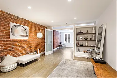 Rented by W Brothers Brokerage LLC