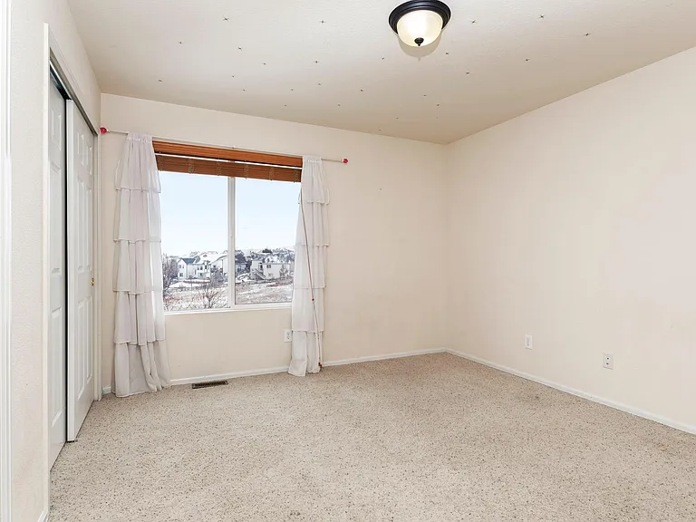 15898 James Gate Pl — Photo 20