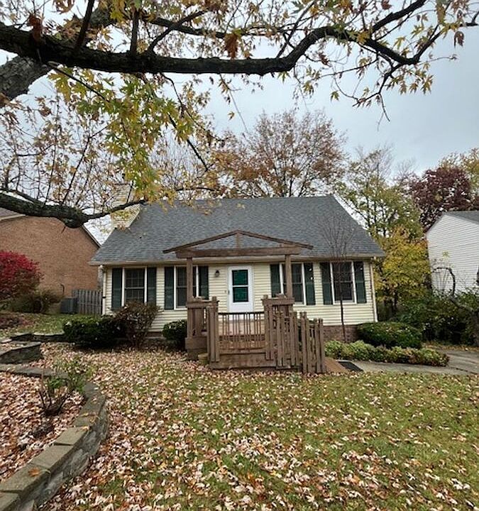 1st image of 3809 Dicksonia Dr