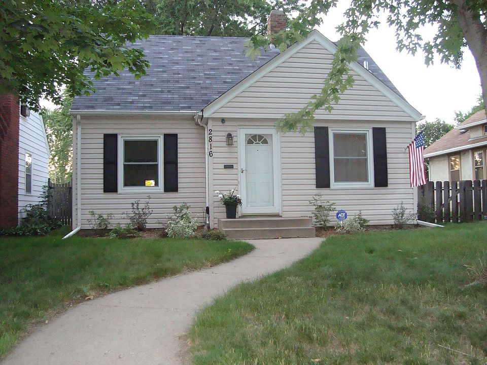 1st image of 2816 E Minnehaha Pkwy