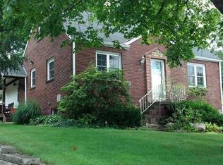 3265 Thornwood Dr, Bethel Park, PA