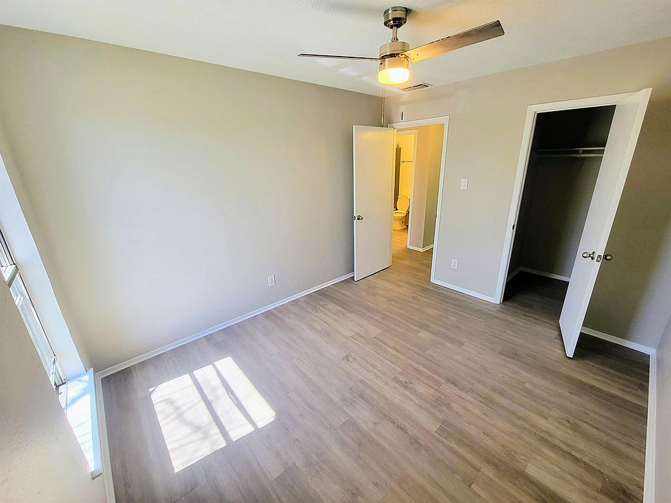 Bedroom #1 w/ walk-in closet