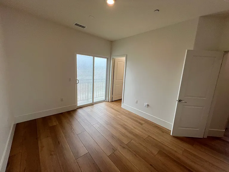 340 Rendar Ln — Photo 19