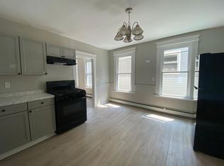 68 Lilac St #B, New Haven, CT 06511