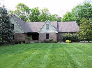 5744 Squirrelsnest Ln, Cincinnati, OH 45252