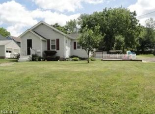 2081 12th St SW, Akron, OH 44314