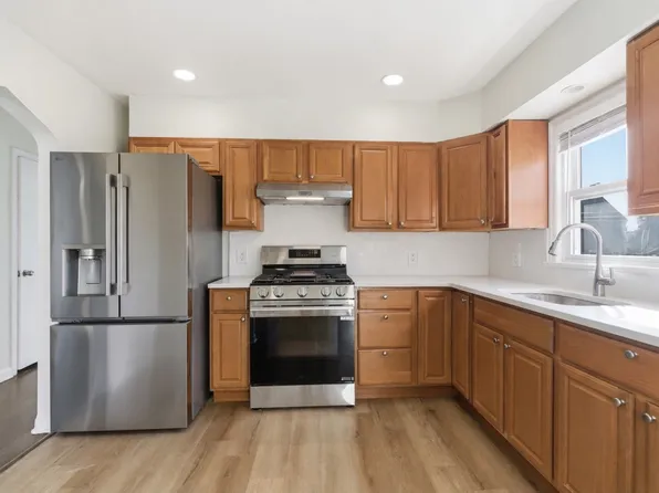 210 Chestnut St Floor 2, Garfield, NJ 07026