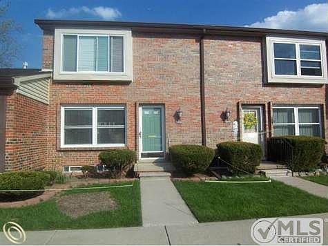 18498 Jamestown Cir