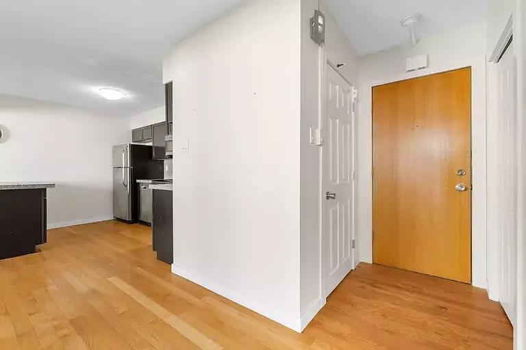 2163 Hamilton St #10 — Photo 7