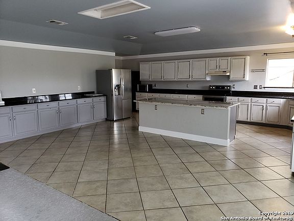 2nd image of 2502 Karat Dr