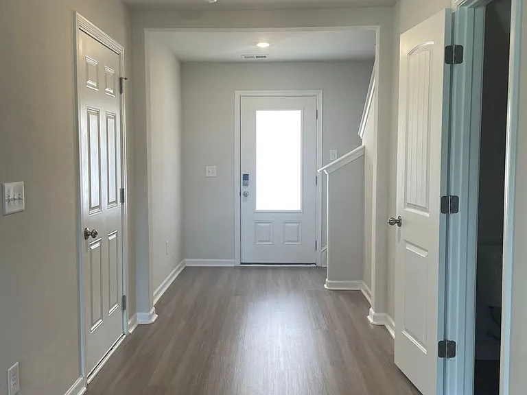516 Morning Mist Rd — Photo 14