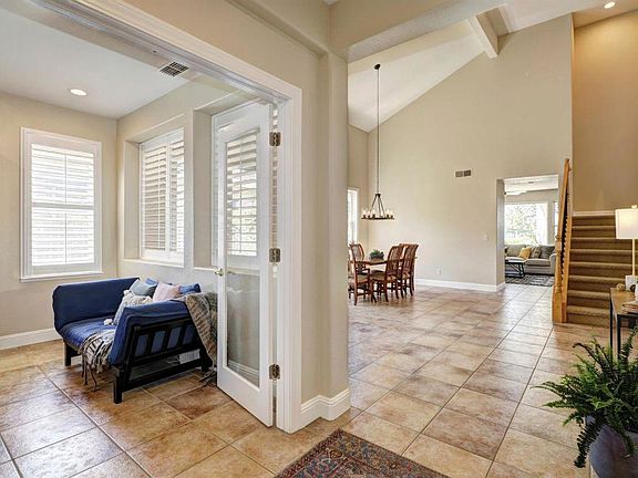 3rd image of 2415 Hepworth Dr