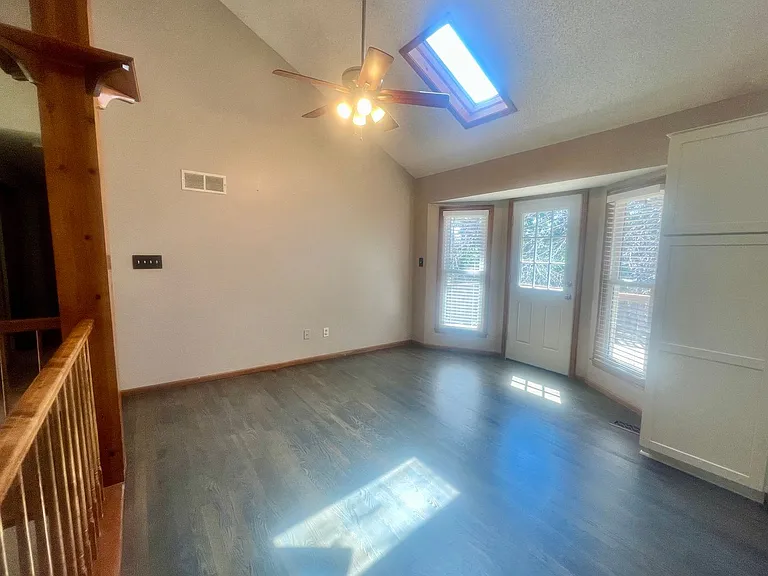 1100 NE Ball Dr — Photo 6
