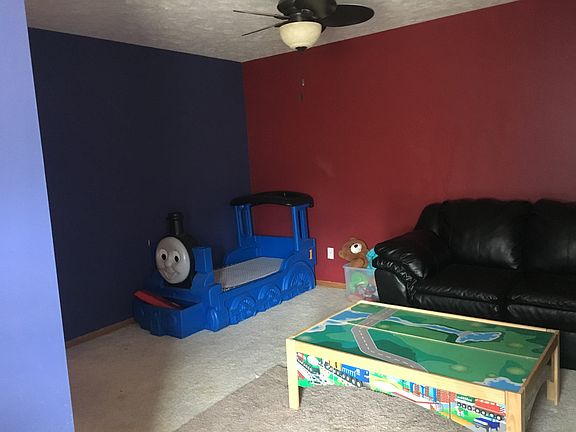 4th image of 538 Lakeside Dr #37
