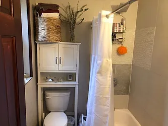 Rented by Lang Realty LLC