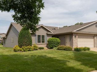 621 Southern Woods Cir SW, Rochester, MN 55902