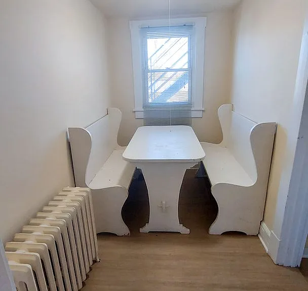 228 Manor Cir — Photo 17
